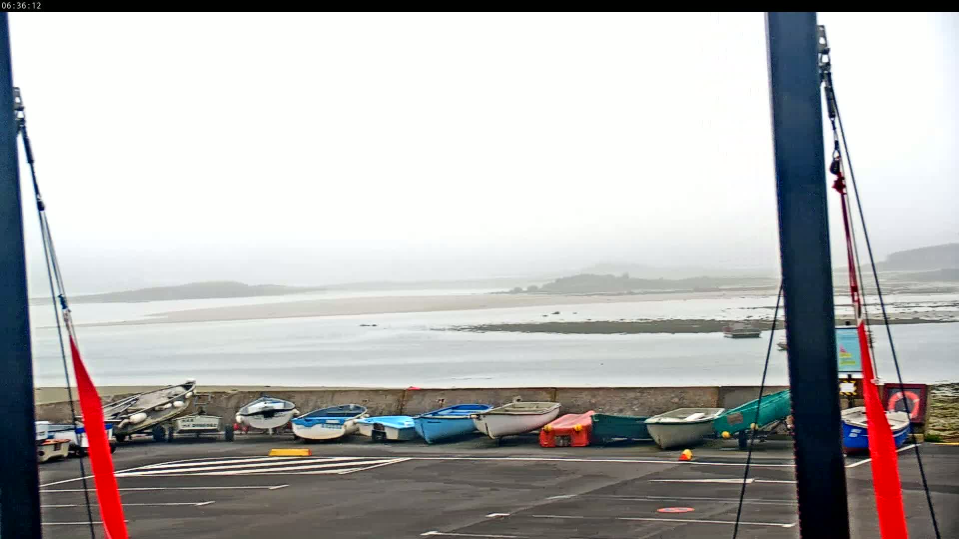 Saint-Pol-de-Leon Comune & Marine Live Cam - Morlaix, Finistere, Bretagne, France