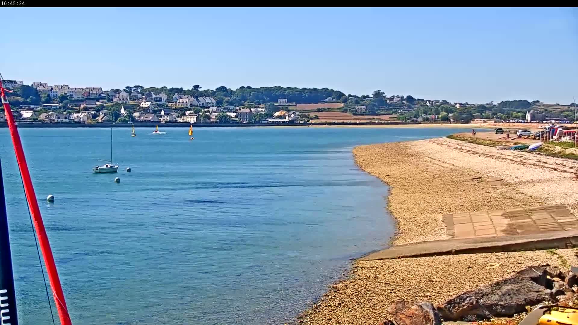 Saint-Pol-de-Leon Comune & Marine Live Cam - Morlaix, Finistere, Bretagne, France