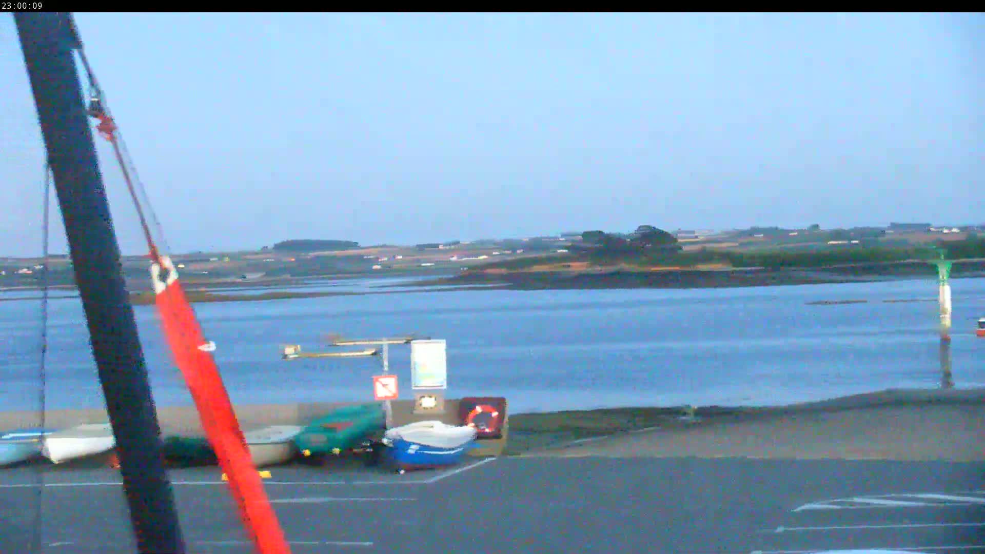 Saint-Pol-de-Leon Comune & Marine Live Cam - Morlaix, Finistere, Bretagne, France