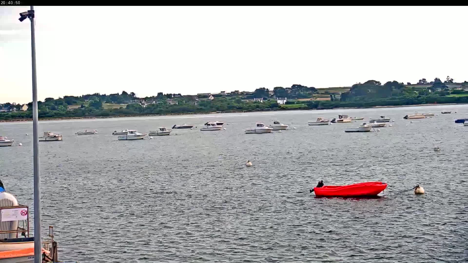 Saint-Pol-de-Leon Comune & Marine Live Cam - Morlaix, Finistere, Bretagne, France