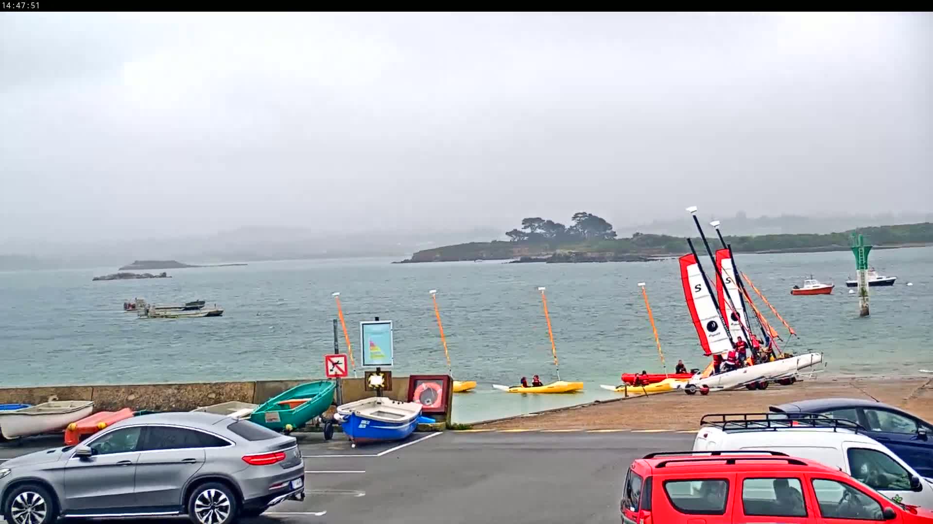 Saint-Pol-de-Leon Comune & Marine Live Cam - Morlaix, Finistere, Bretagne, France