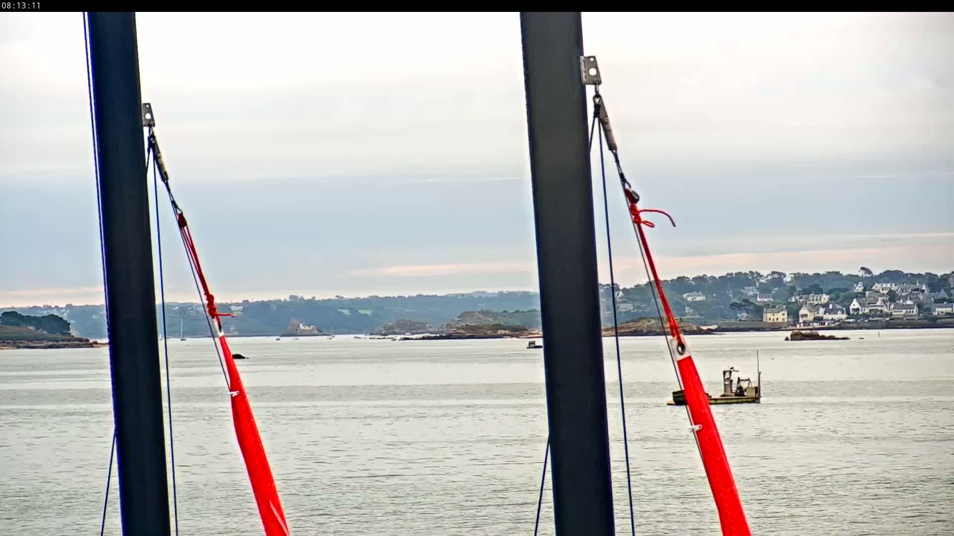Saint-Pol-de-Leon Comune & Marine Live Cam - Morlaix, Finistere, Bretagne, France