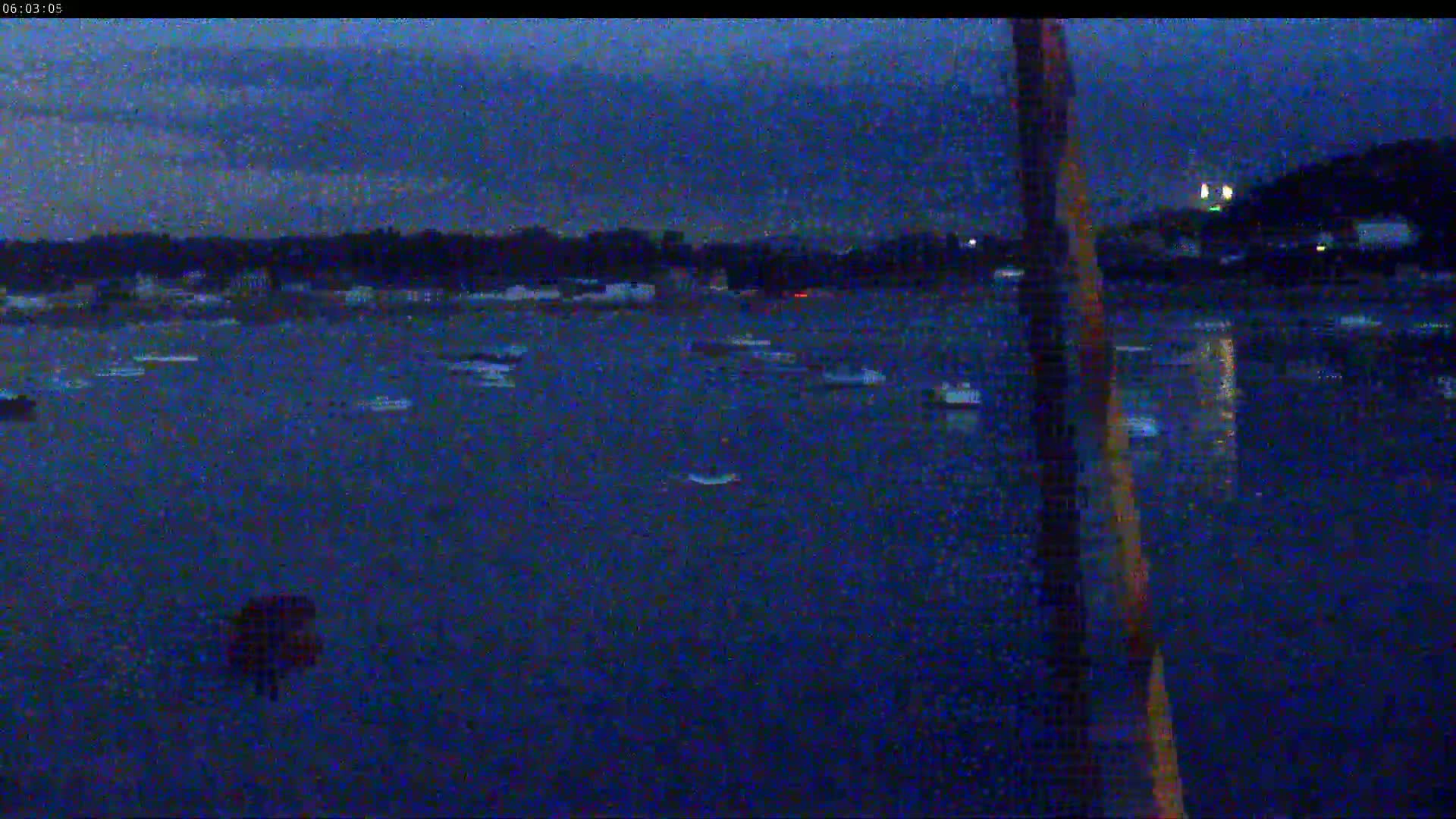 Saint-Pol-de-Leon Comune & Marine Live Cam - Morlaix, Finistere, Bretagne, France