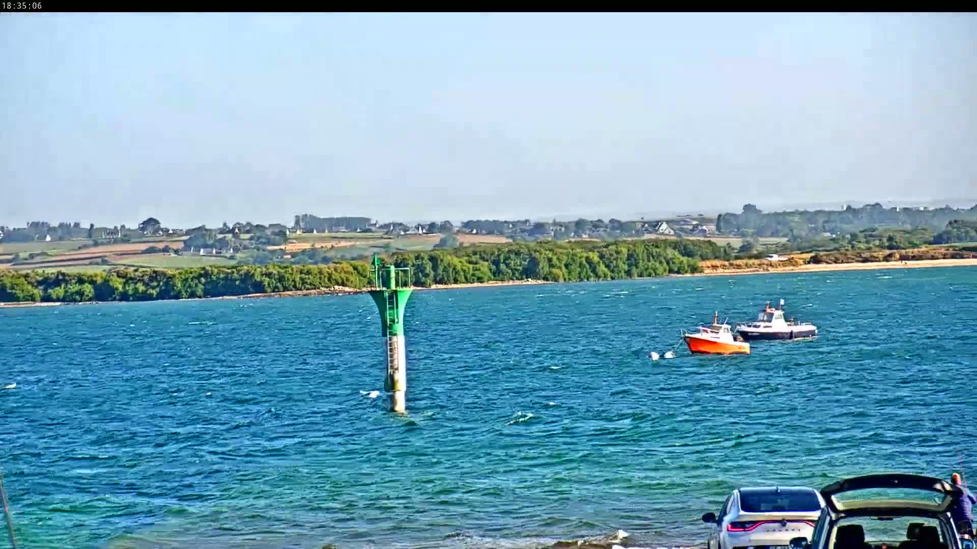 Saint-Pol-de-Leon Comune & Marine Live Cam - Morlaix, Finistere, Bretagne, France