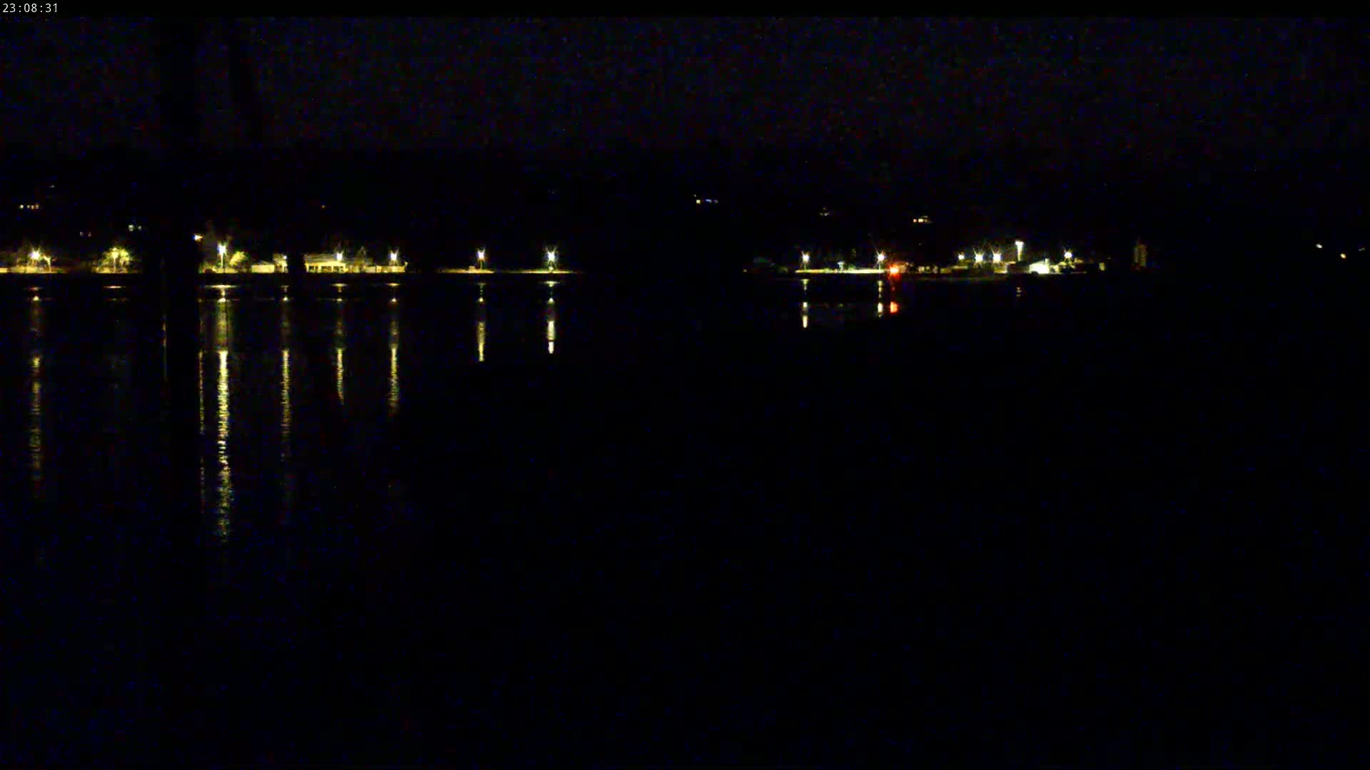 Saint-Pol-de-Leon Comune & Marine Live Cam - Morlaix, Finistere, Bretagne, France