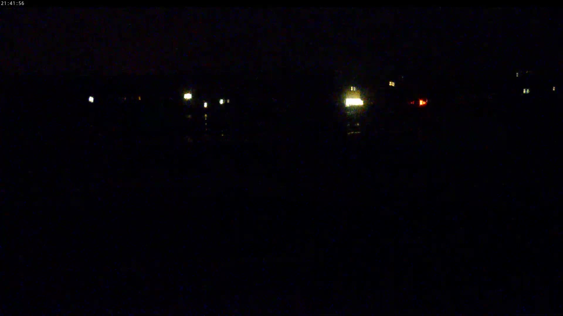 Saint-Pol-de-Leon Comune & Marine Live Cam - Morlaix, Finistere, Bretagne, France