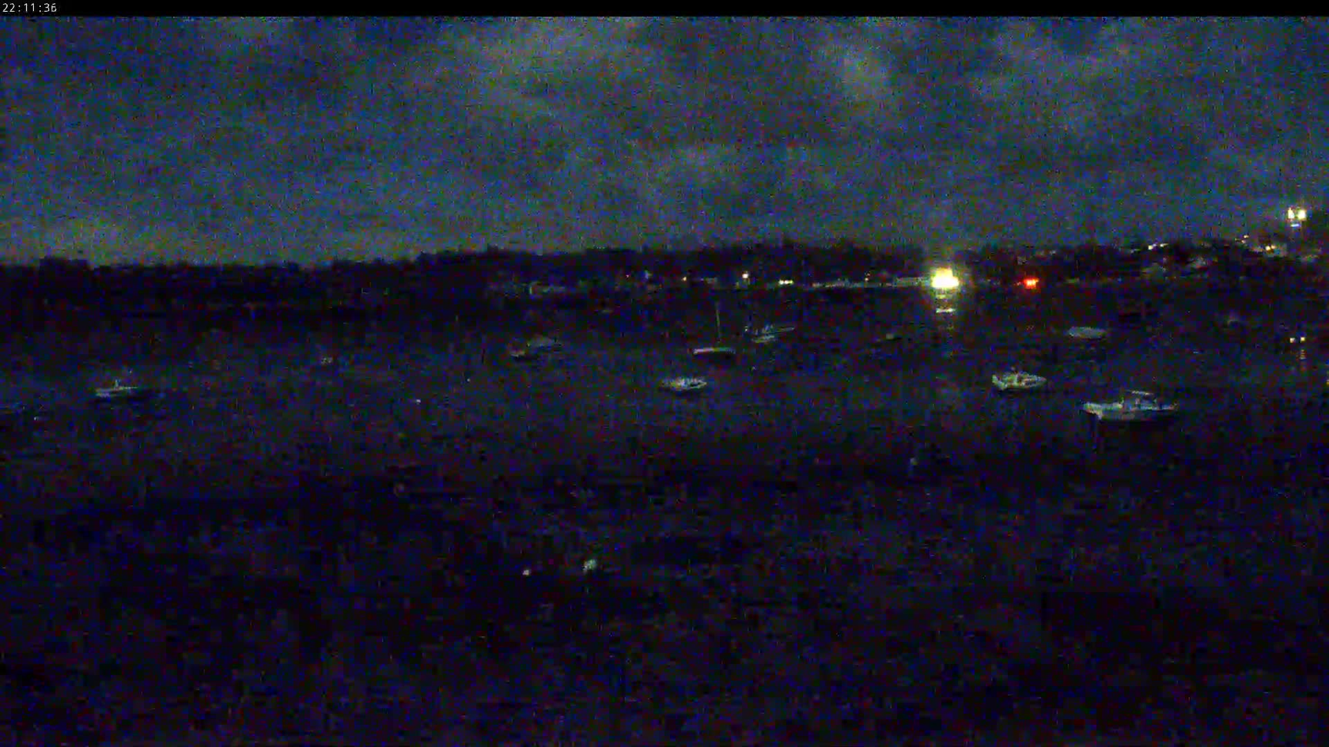 Saint-Pol-de-Leon Comune & Marine Live Cam - Morlaix, Finistere, Bretagne, France