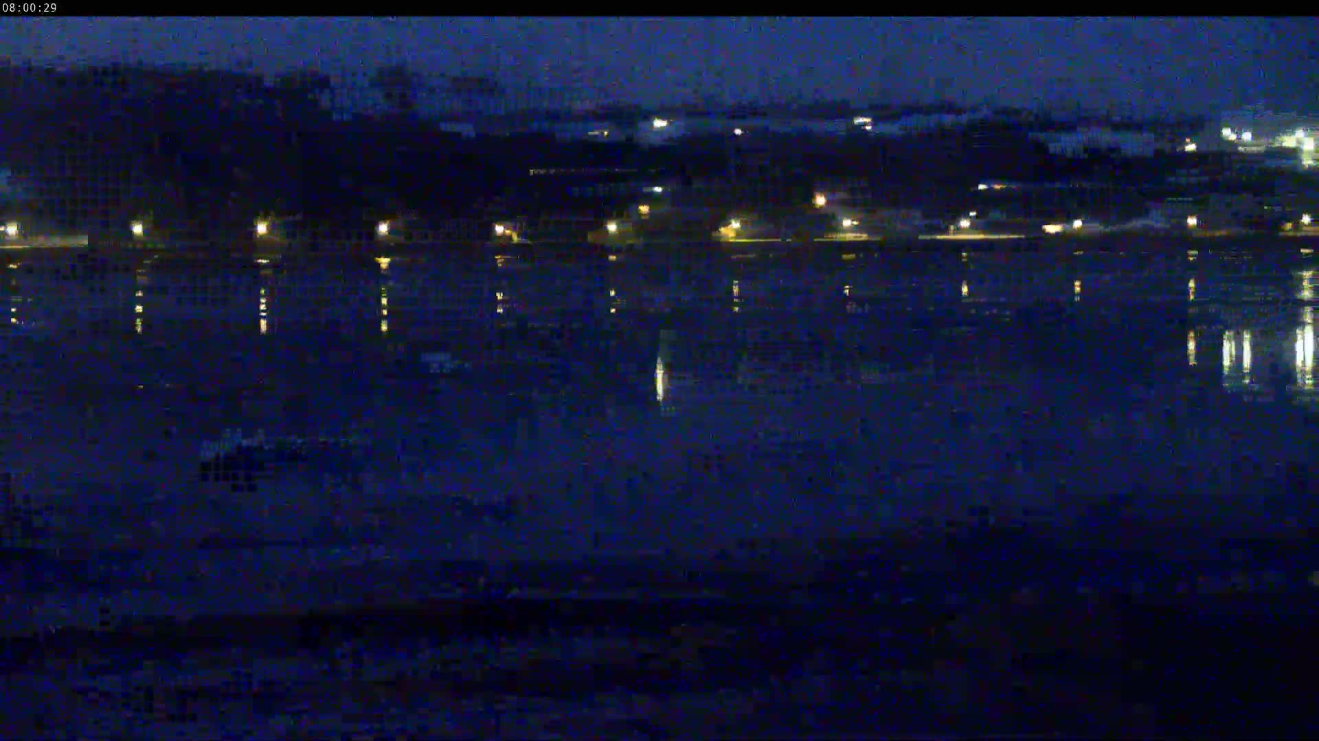 Saint-Pol-de-Leon Comune & Marine Live Cam - Morlaix, Finistere, Bretagne, France