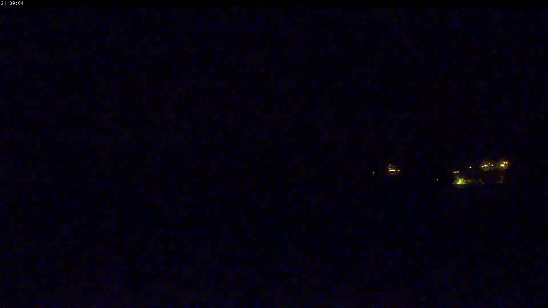 Saint-Pol-de-Leon Comune & Marine Live Cam - Morlaix, Finistere, Bretagne, France