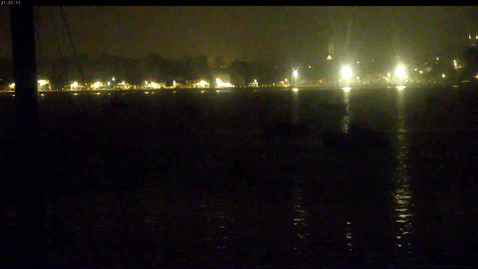 Saint-Pol-de-Leon Comune & Marine Live Cam - Morlaix, Finistere, Bretagne, France