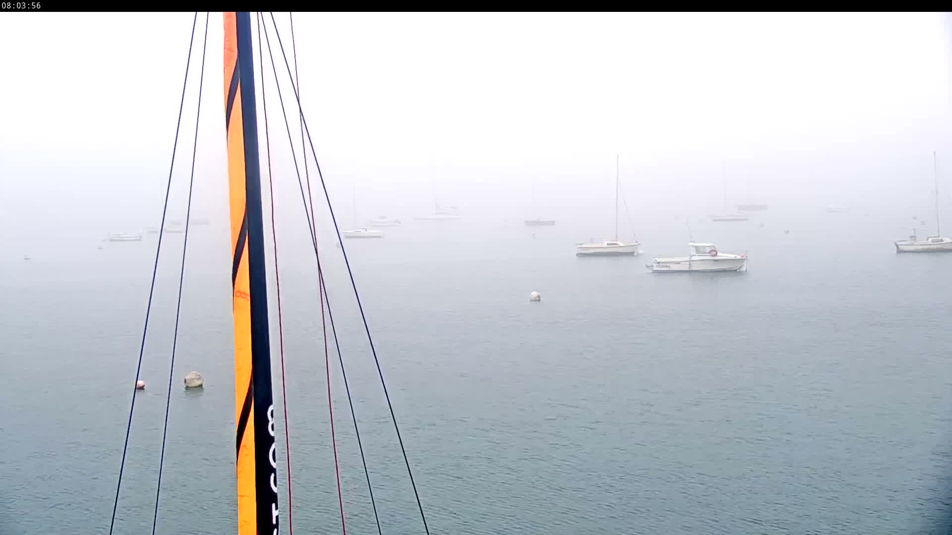 Saint-Pol-de-Leon Comune & Marine Live Cam - Morlaix, Finistere, Bretagne, France