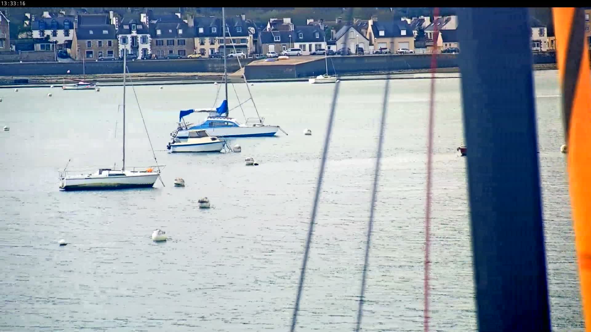 Saint-Pol-de-Leon Comune & Marine Live Cam - Morlaix, Finistere, Bretagne, France