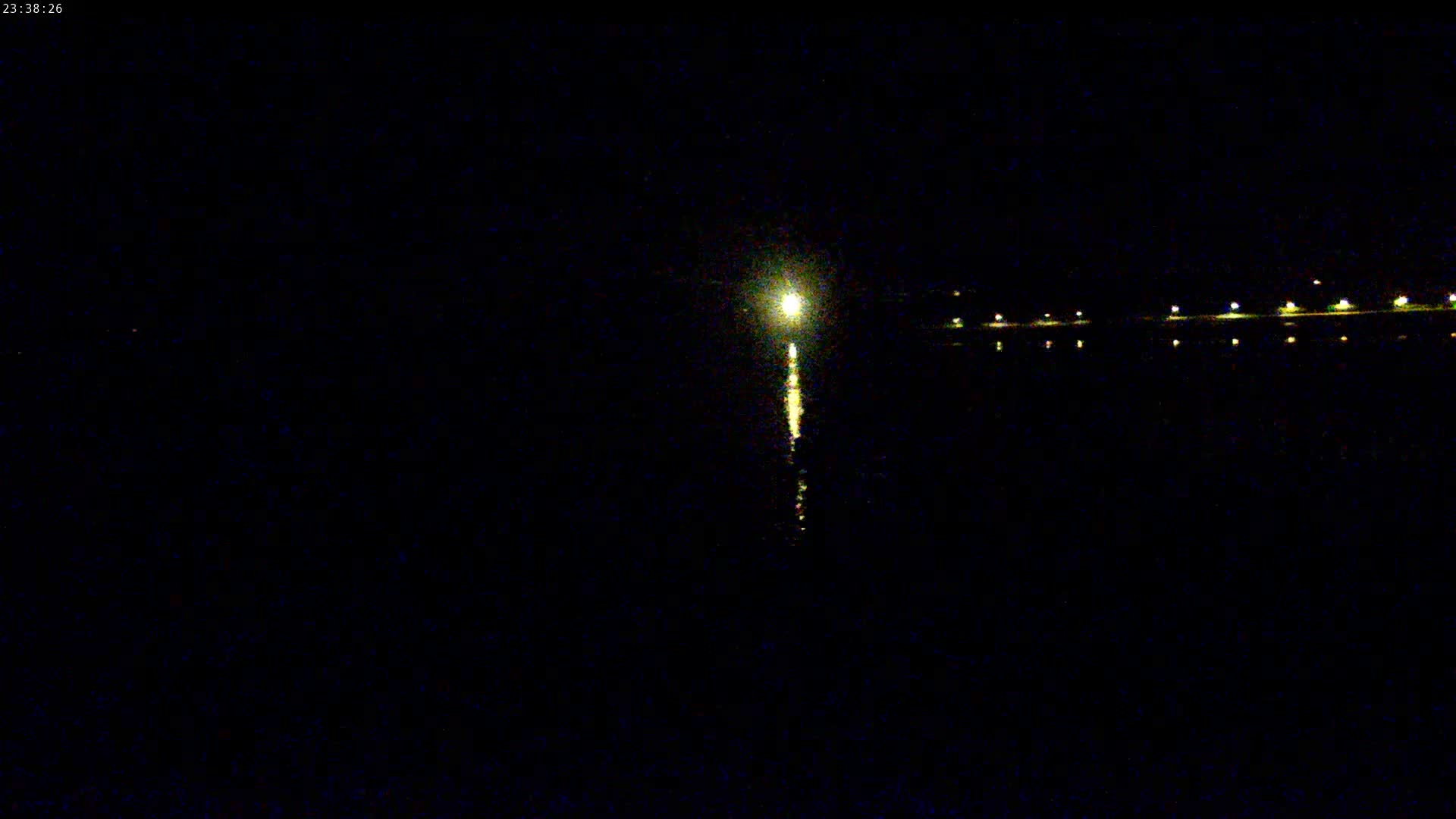 Saint-Pol-de-Leon Comune & Marine Live Cam - Morlaix, Finistere, Bretagne, France