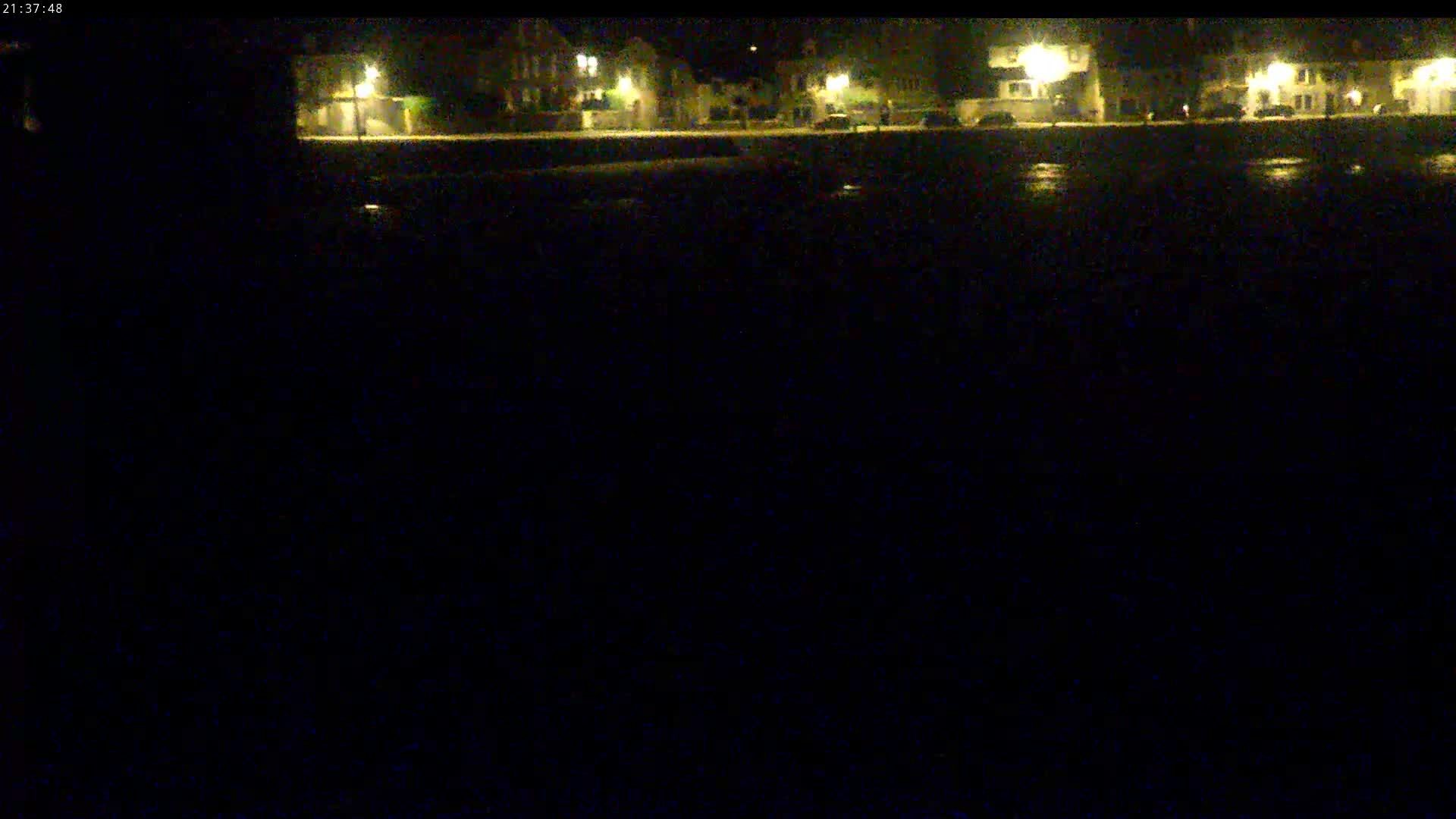Saint-Pol-de-Leon Comune & Marine Live Cam - Morlaix, Finistere, Bretagne, France