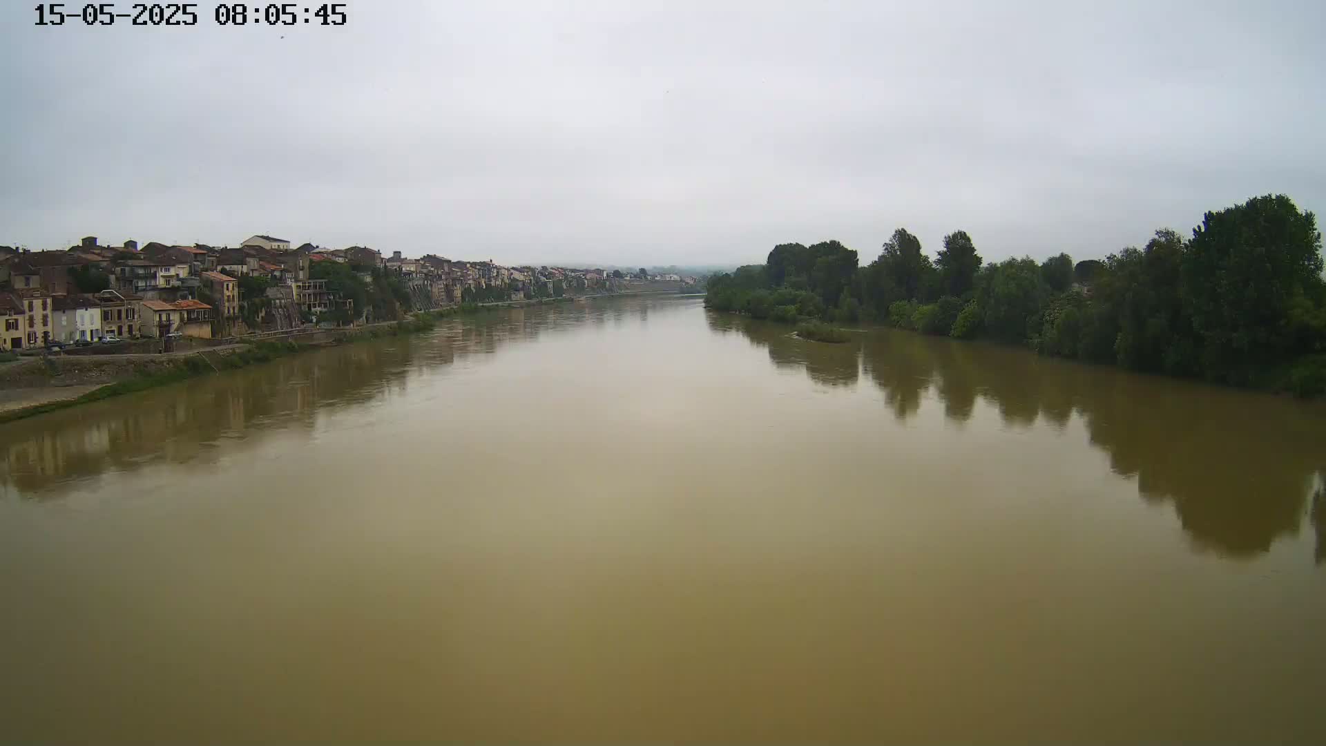 Tonneins City & Riviere Garonne River Live Cam - Marmande, Lot-et-Garonne, Nouvelle-Aquitaine, France