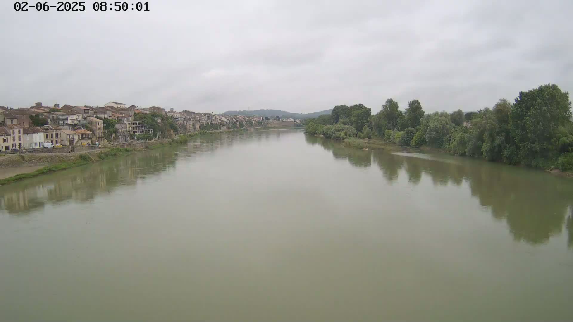 Tonneins City & Riviere Garonne River Live Cam - Marmande, Lot-et-Garonne, Nouvelle-Aquitaine, France