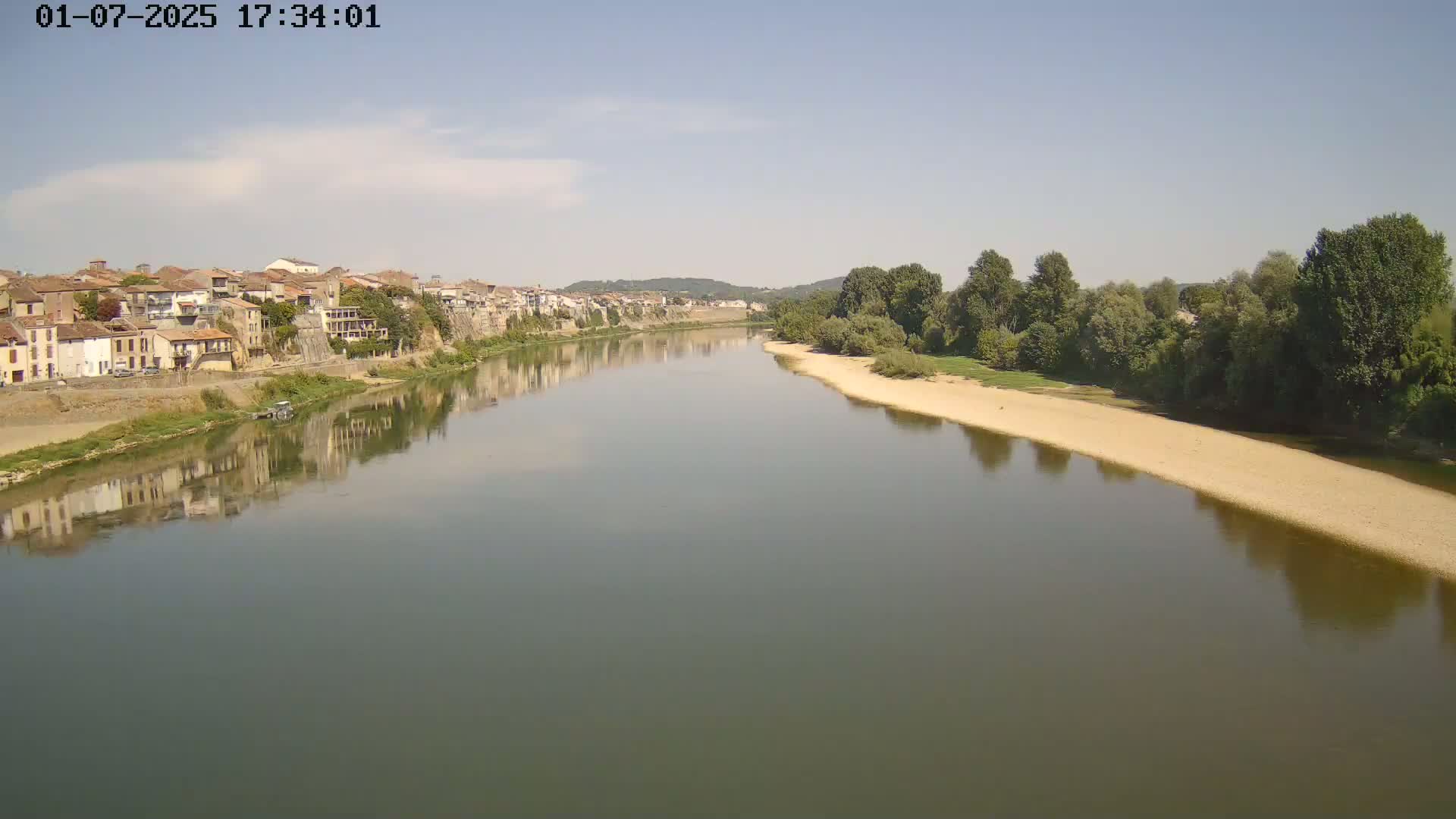 Tonneins City & Riviere Garonne River Live Cam - Marmande, Lot-et-Garonne, Nouvelle-Aquitaine, France