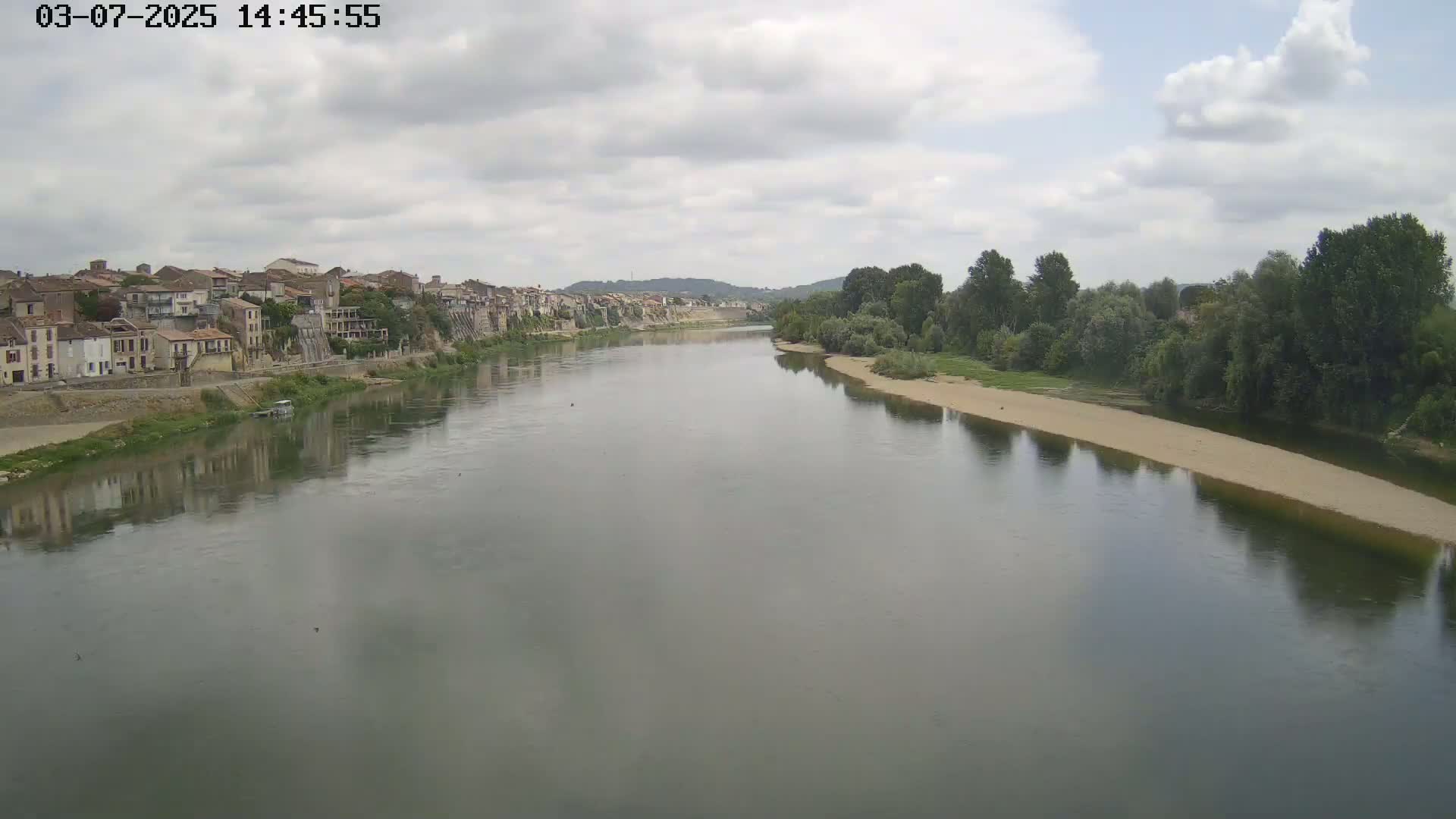 Tonneins City & Riviere Garonne River Live Cam - Marmande, Lot-et-Garonne, Nouvelle-Aquitaine, France