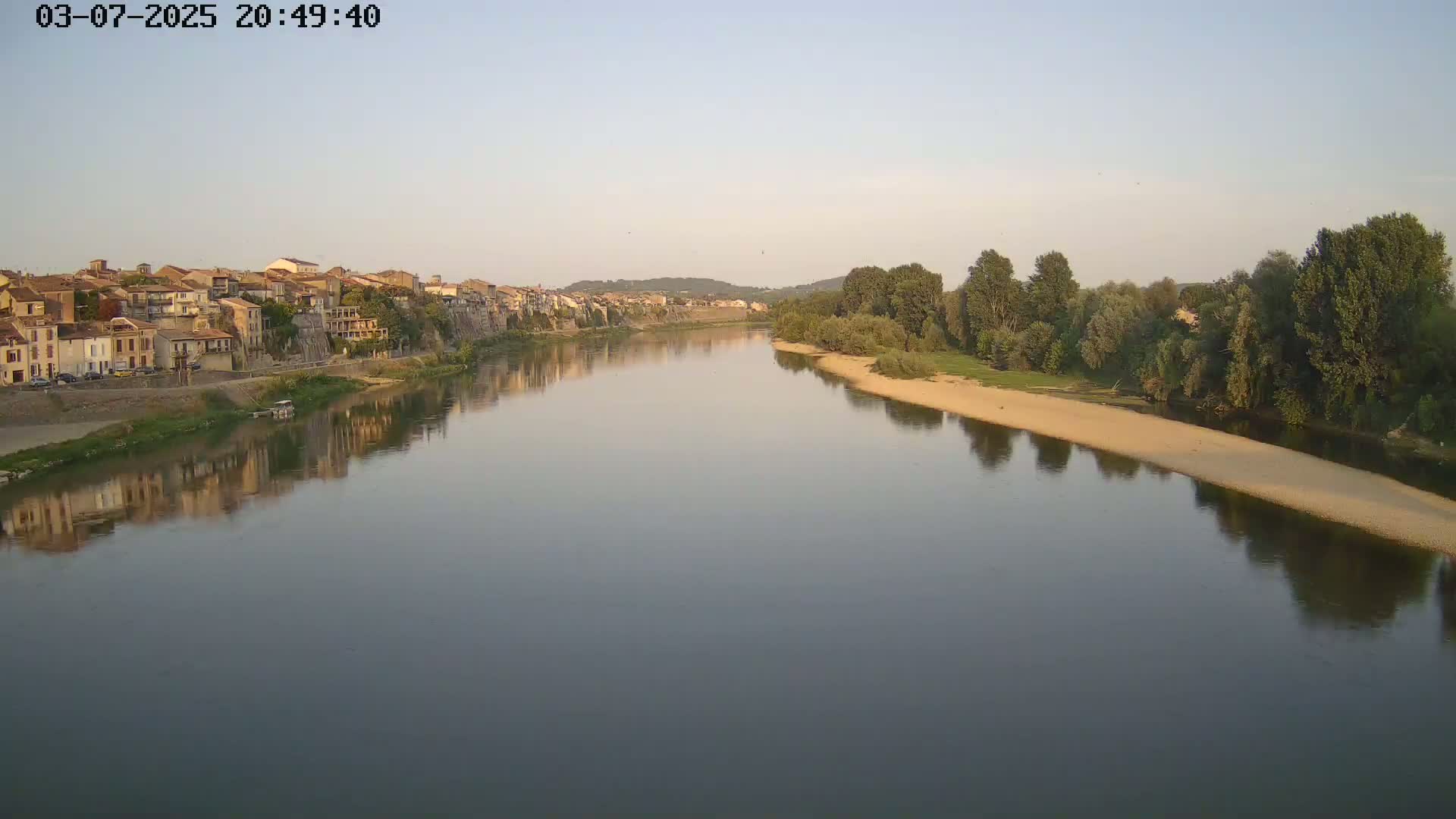 Tonneins City & Riviere Garonne River Live Cam - Marmande, Lot-et-Garonne, Nouvelle-Aquitaine, France