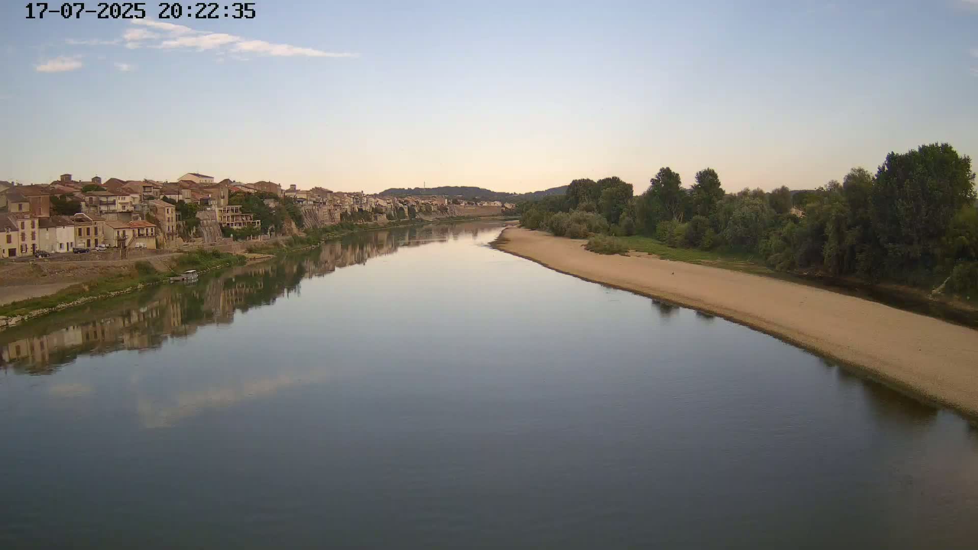 Tonneins City & Riviere Garonne River Live Cam - Marmande, Lot-et-Garonne, Nouvelle-Aquitaine, France
