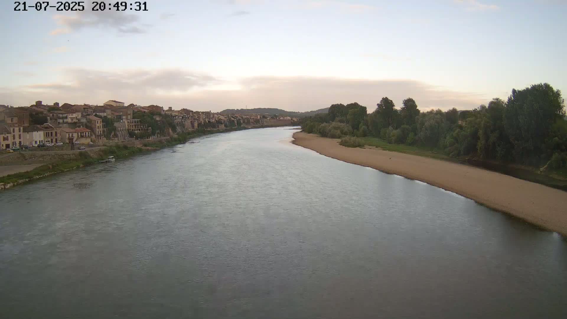 Tonneins City & Riviere Garonne River Live Cam - Marmande, Lot-et-Garonne, Nouvelle-Aquitaine, France