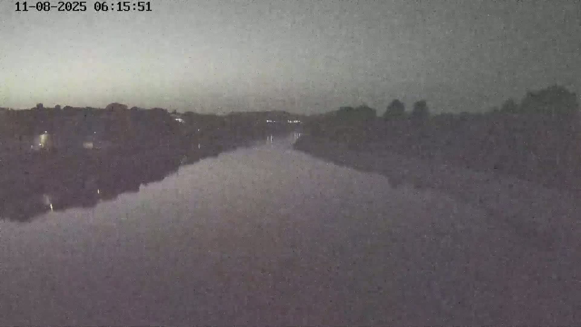 Tonneins City & Riviere Garonne River Live Cam - Marmande, Lot-et-Garonne, Nouvelle-Aquitaine, France