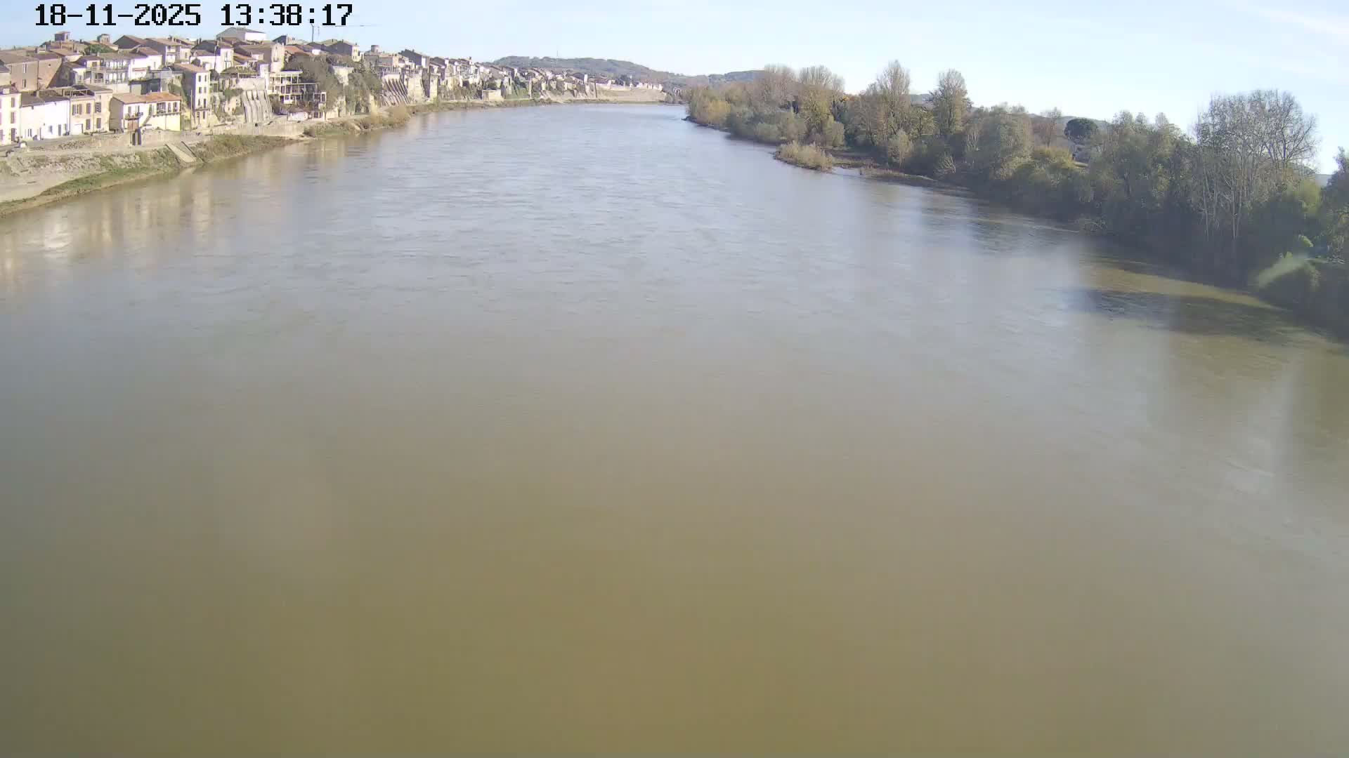Tonneins City & Riviere Garonne River Live Cam - Marmande, Lot-et-Garonne, Nouvelle-Aquitaine, France