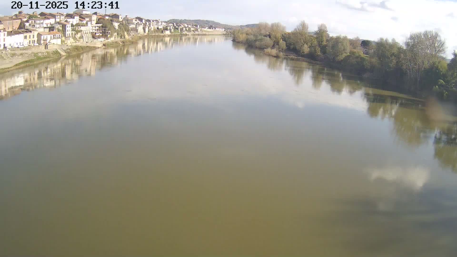 Tonneins City & Riviere Garonne River Live Cam - Marmande, Lot-et-Garonne, Nouvelle-Aquitaine, France