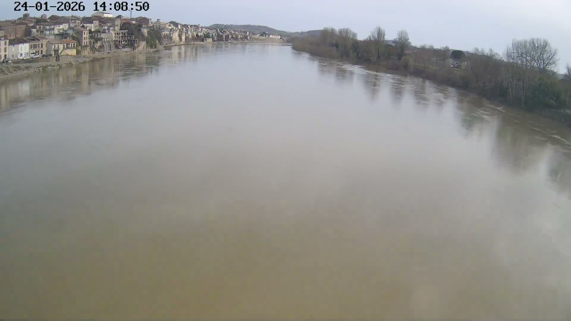 Tonneins City & Riviere Garonne River Live Cam - Marmande, Lot-et-Garonne, Nouvelle-Aquitaine, France
