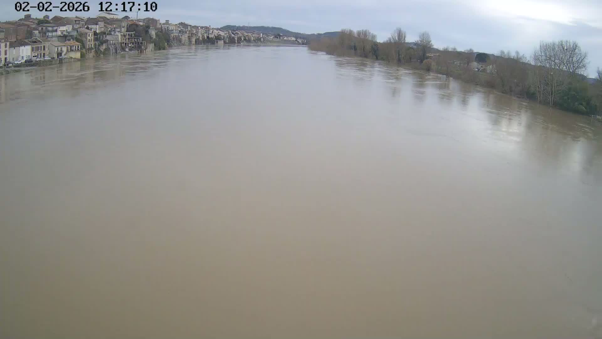 Tonneins City & Riviere Garonne River Live Cam - Marmande, Lot-et-Garonne, Nouvelle-Aquitaine, France