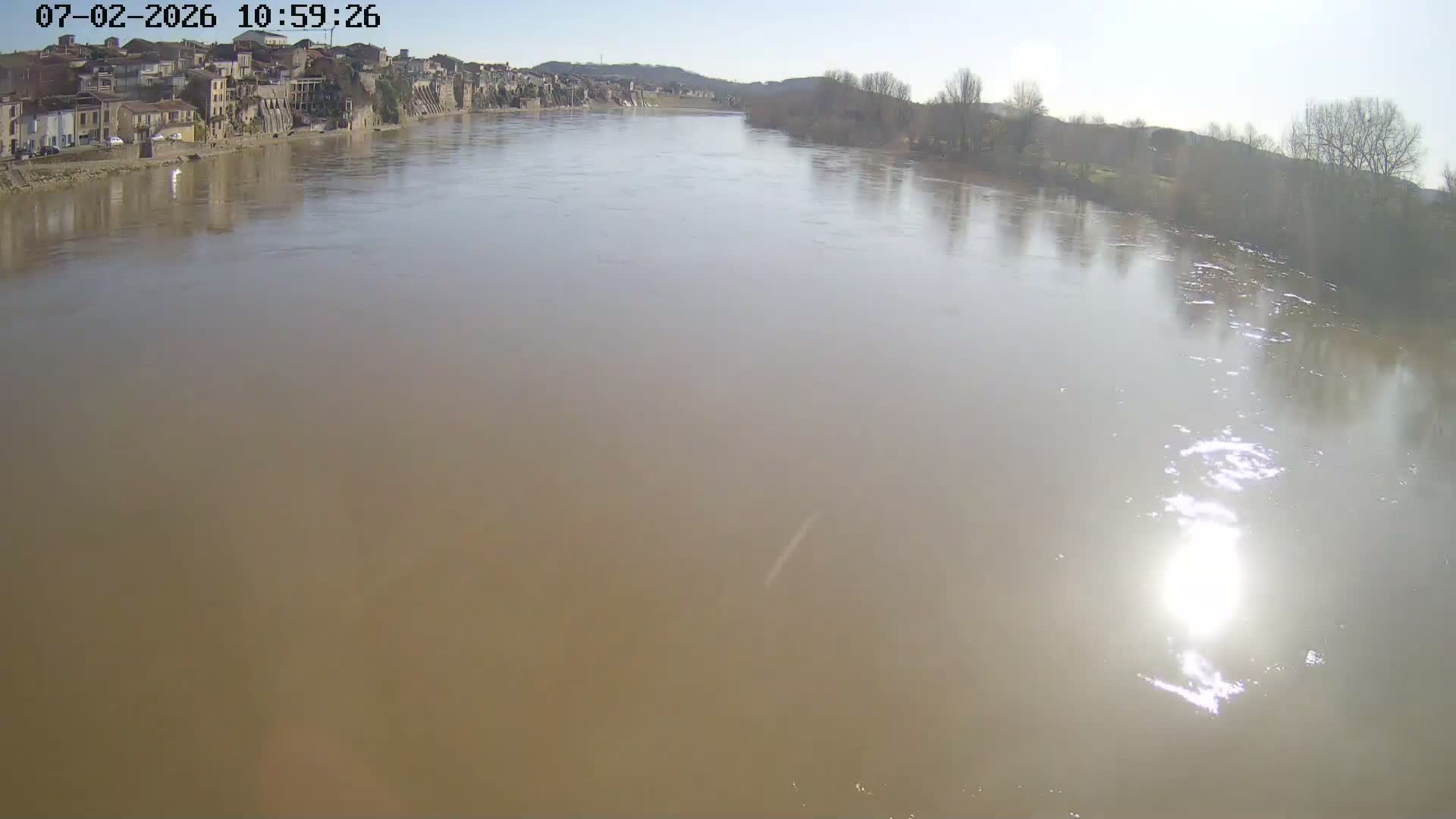 Tonneins City & Riviere Garonne River Live Cam - Marmande, Lot-et-Garonne, Nouvelle-Aquitaine, France