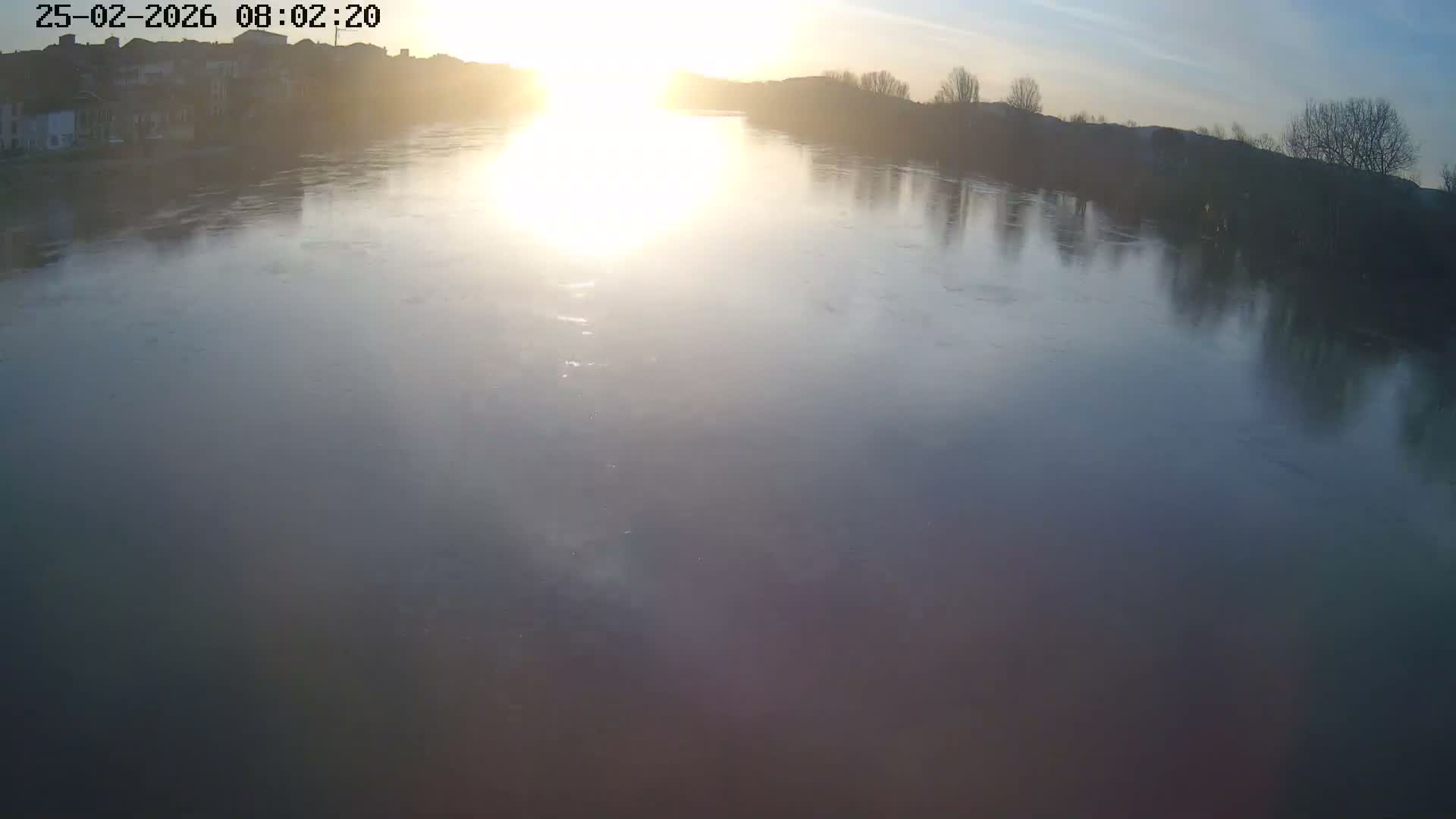 Tonneins City & Riviere Garonne River Live Cam - Marmande, Lot-et-Garonne, Nouvelle-Aquitaine, France