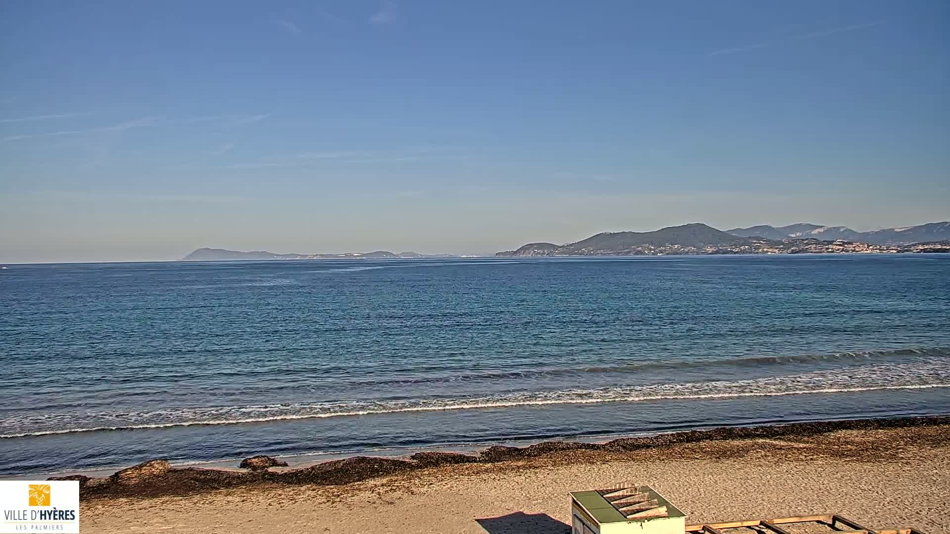 Hyeres - Plage dees Estagnets Beach Live Cam - Toulon, Var, Provence-Alpes-Cote d’Azur, France