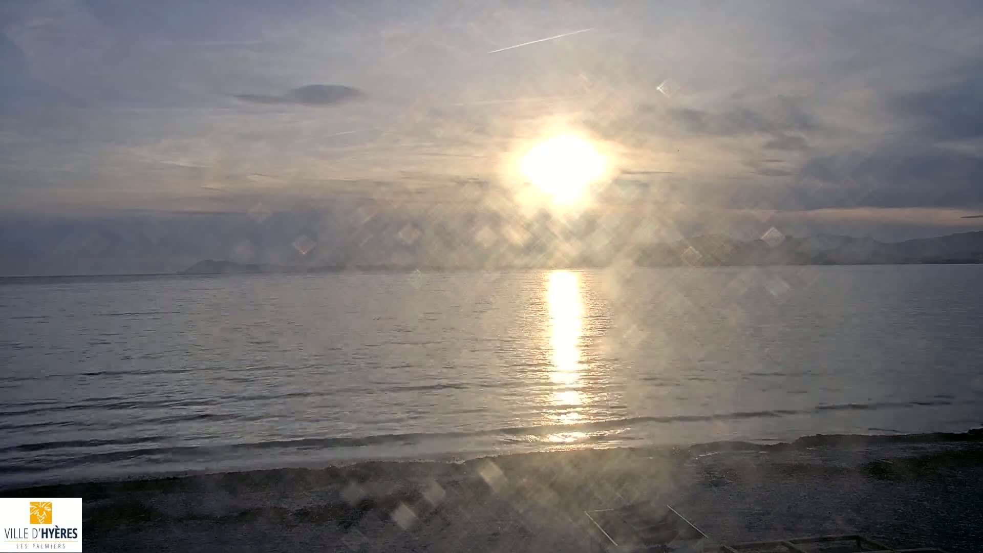 Hyeres - Plage dees Estagnets Beach Live Cam - Toulon, Var, Provence-Alpes-Cote d’Azur, France