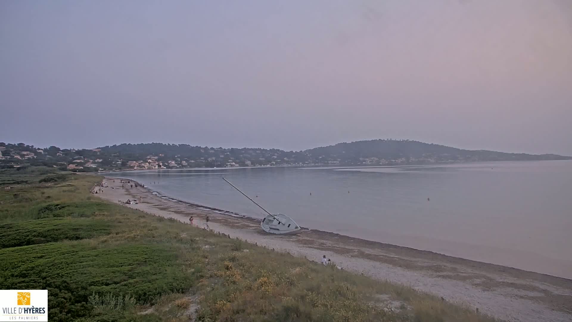 Hyeres - Plage dees Estagnets Beach Live Cam - Toulon, Var, Provence-Alpes-Cote d’Azur, France