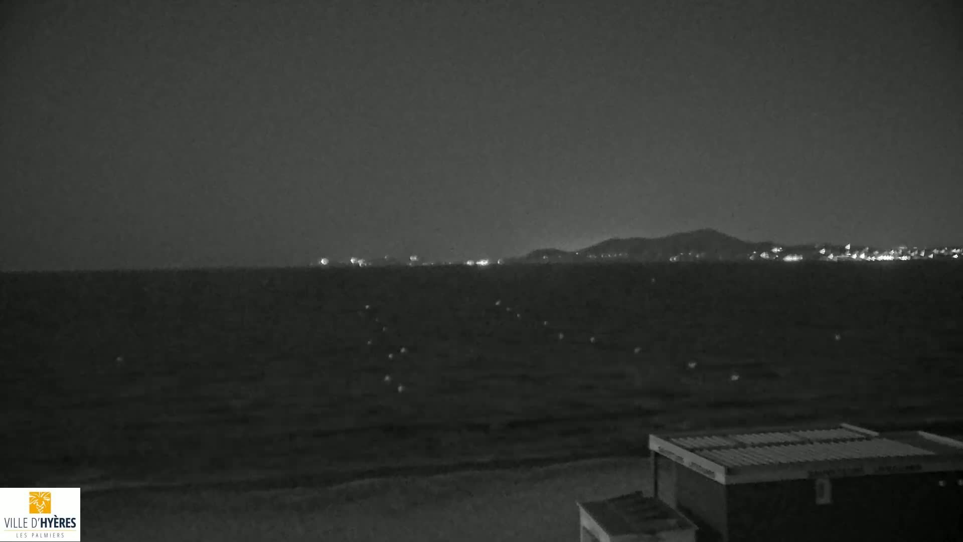 Hyeres - Plage dees Estagnets Beach Live Cam - Toulon, Var, Provence-Alpes-Cote d’Azur, France