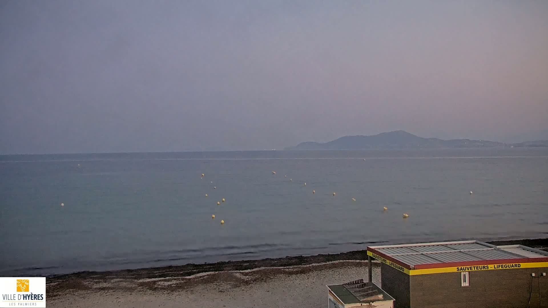 Hyeres - Plage dees Estagnets Beach Live Cam - Toulon, Var, Provence-Alpes-Cote d’Azur, France