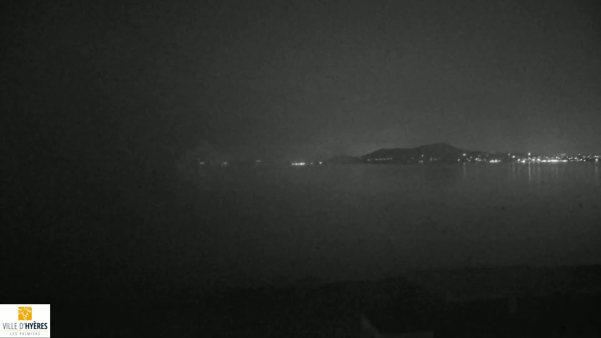 Hyeres - Plage dees Estagnets Beach Live Cam - Toulon, Var, Provence-Alpes-Cote d’Azur, France