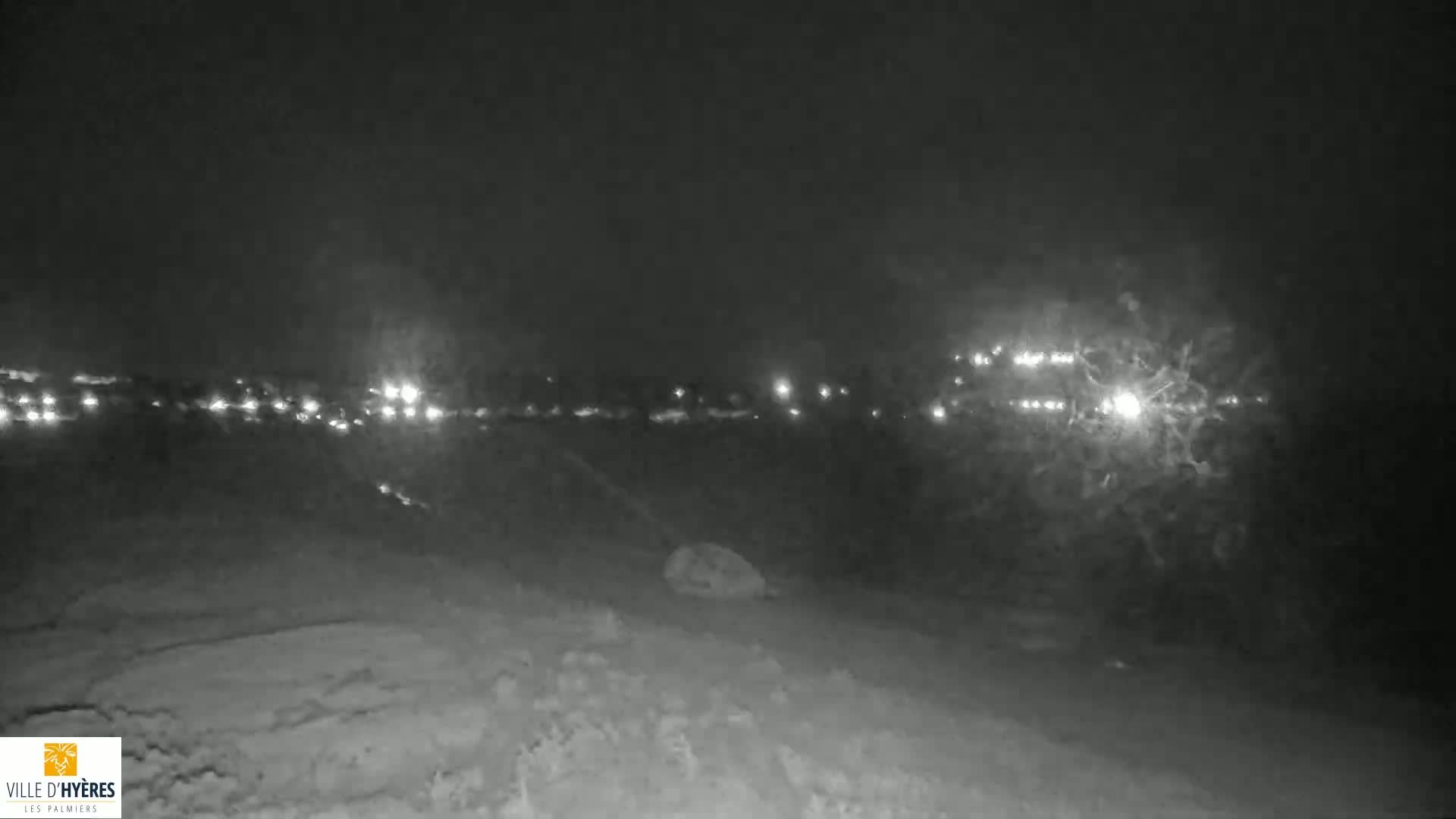 Hyeres - Plage dees Estagnets Beach Live Cam - Toulon, Var, Provence-Alpes-Cote d’Azur, France