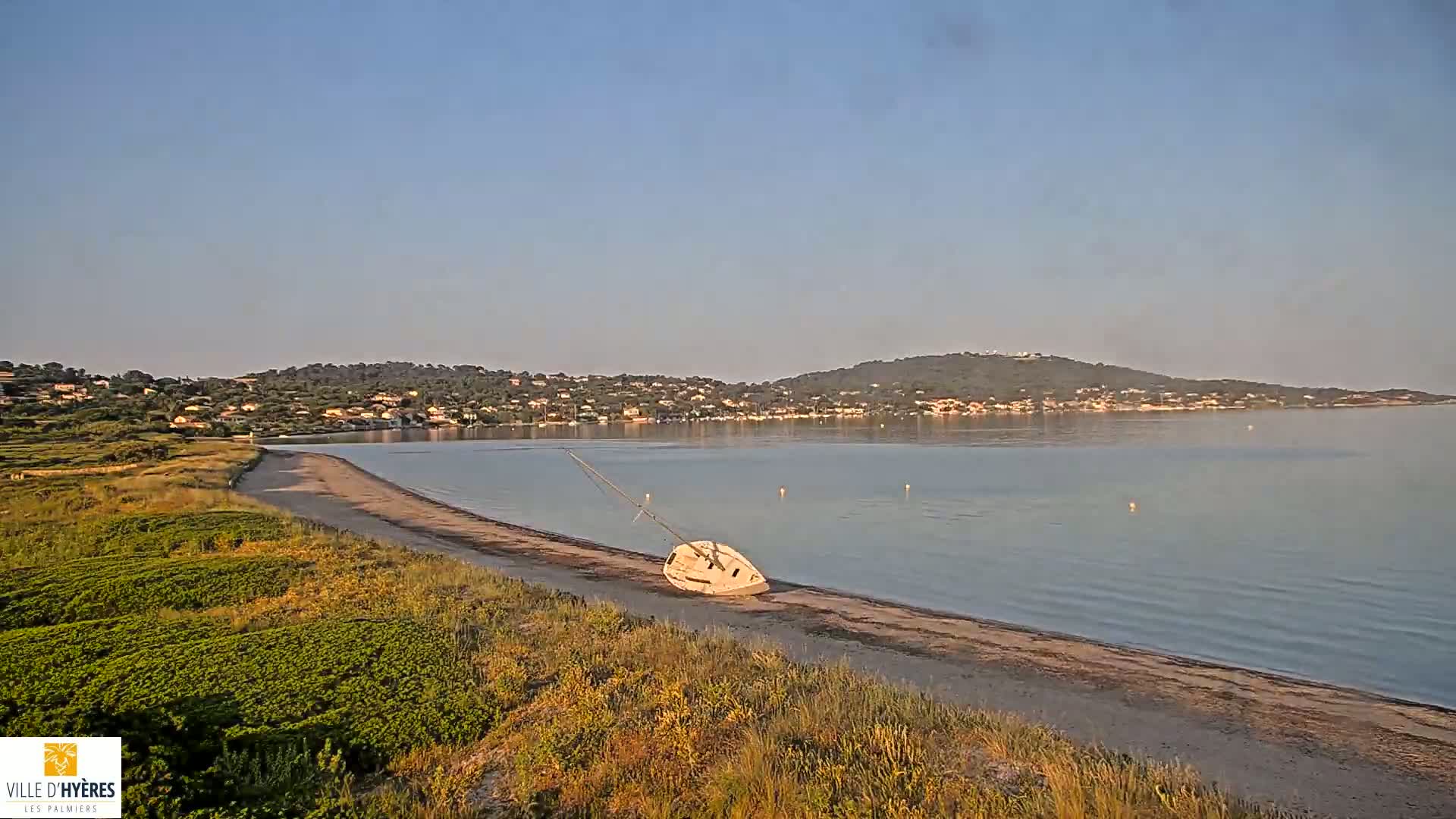 Hyeres - Plage dees Estagnets Beach Live Cam - Toulon, Var, Provence-Alpes-Cote d’Azur, France