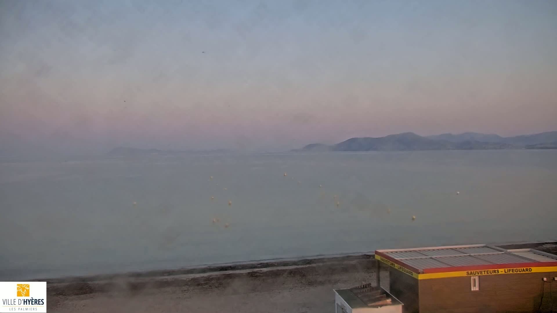 Hyeres - Plage dees Estagnets Beach Live Cam - Toulon, Var, Provence-Alpes-Cote d’Azur, France