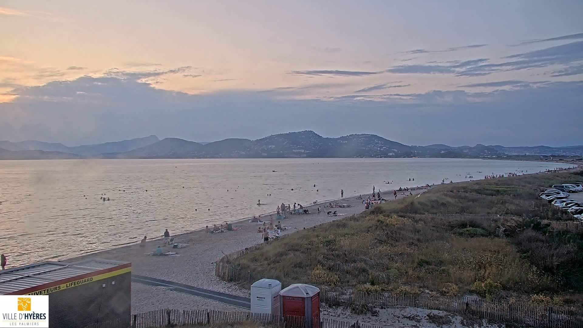 Hyeres - Plage dees Estagnets Beach Live Cam - Toulon, Var, Provence-Alpes-Cote d’Azur, France