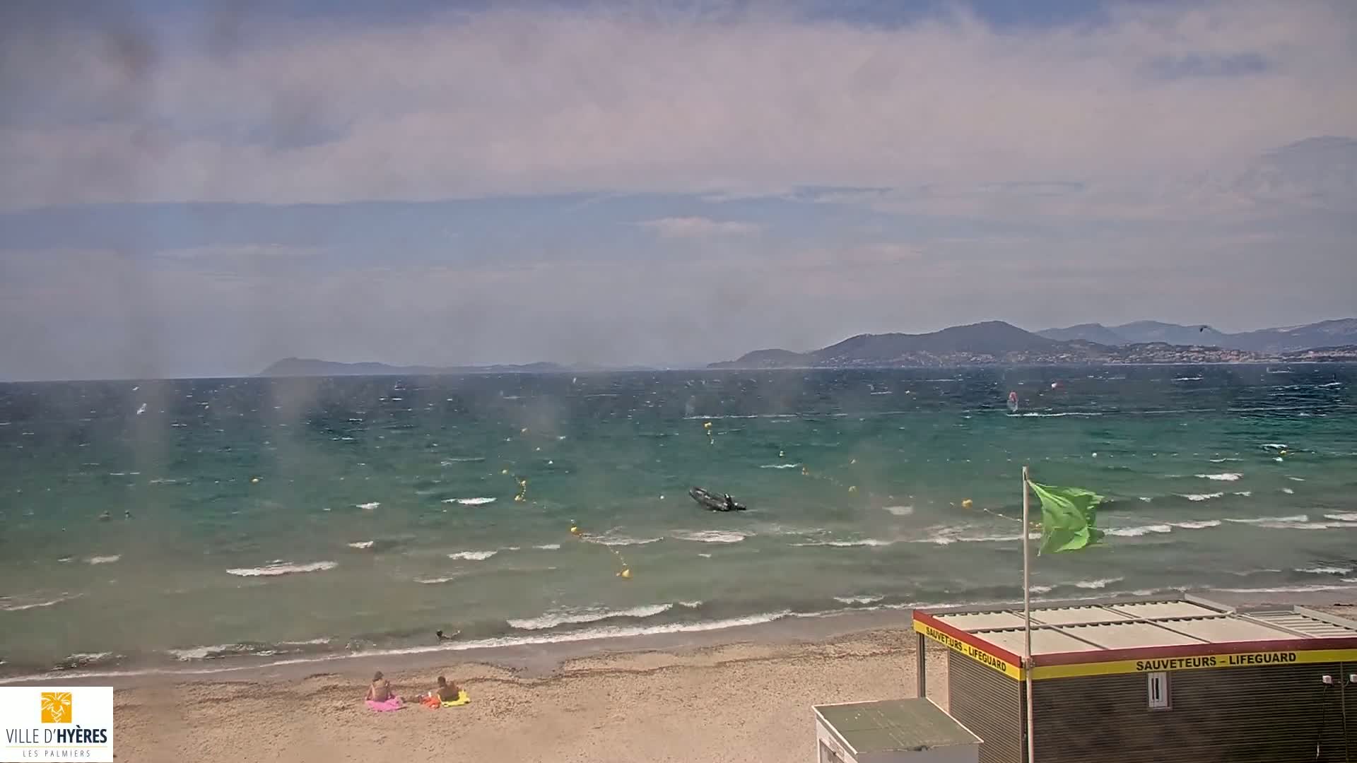 Hyeres - Plage dees Estagnets Beach Live Cam - Toulon, Var, Provence-Alpes-Cote d’Azur, France