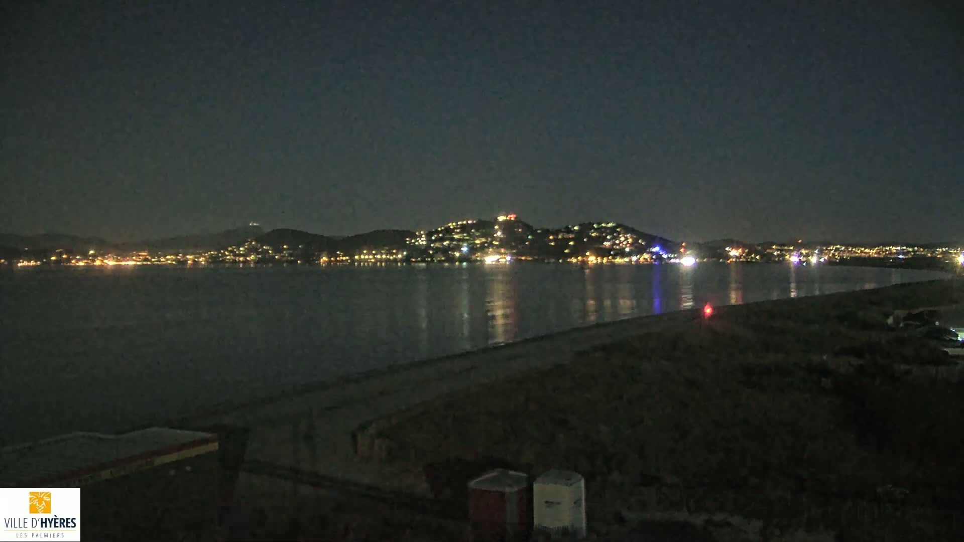 Hyeres - Plage dees Estagnets Beach Live Cam - Toulon, Var, Provence-Alpes-Cote d’Azur, France