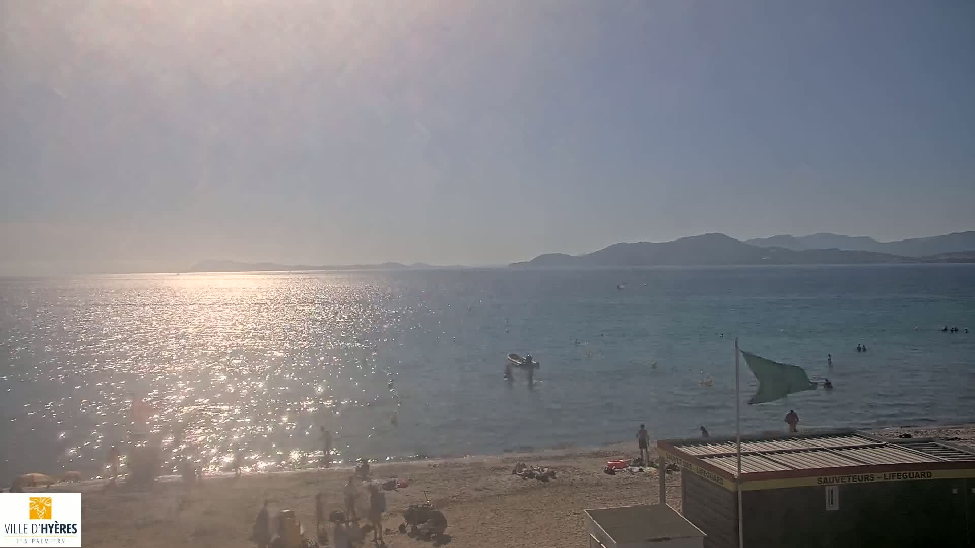 Hyeres - Plage dees Estagnets Beach Live Cam - Toulon, Var, Provence-Alpes-Cote d’Azur, France