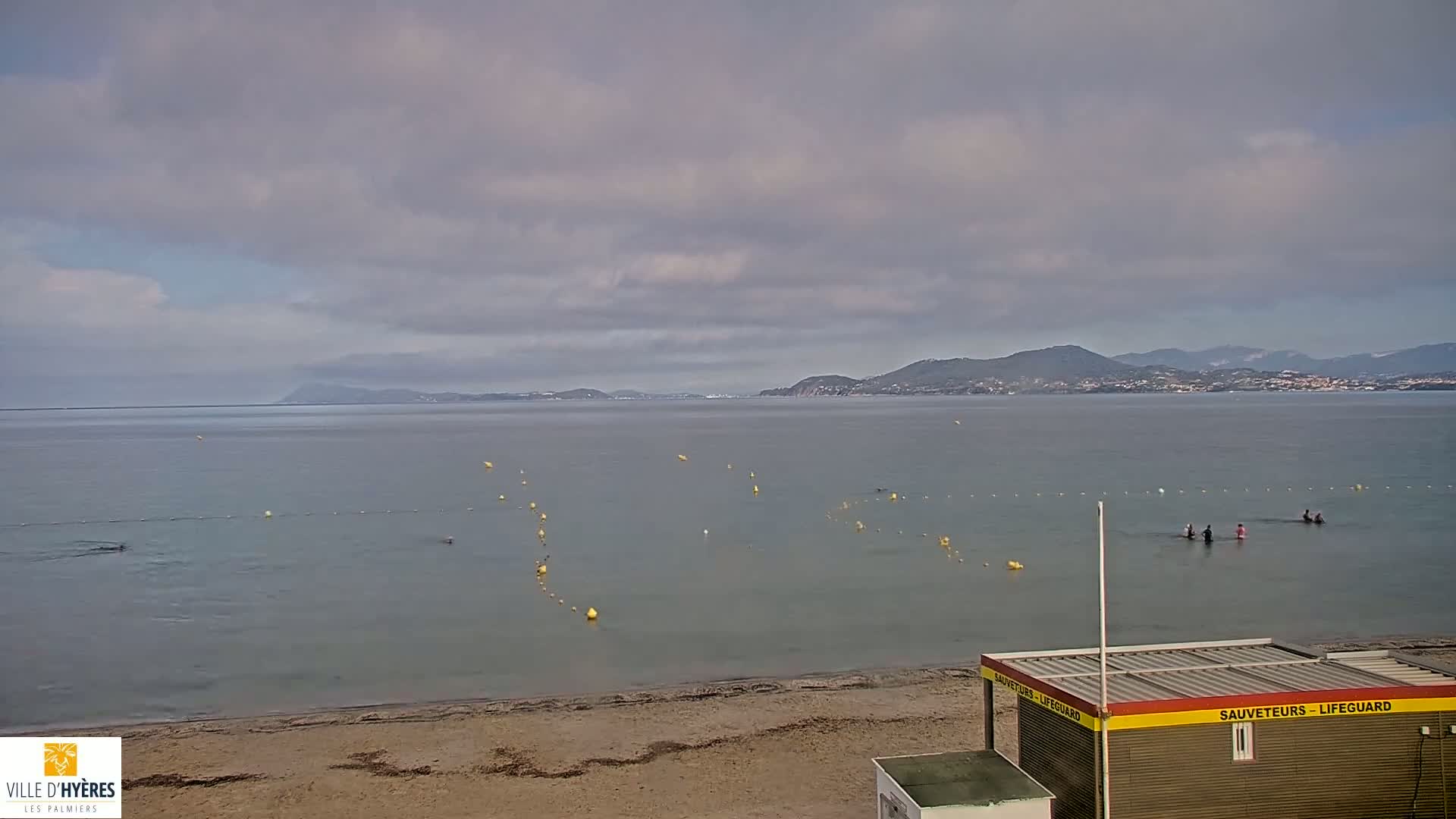 Hyeres - Plage dees Estagnets Beach Live Cam - Toulon, Var, Provence-Alpes-Cote d’Azur, France