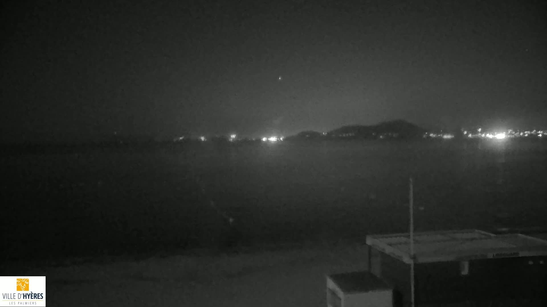 Hyeres - Plage dees Estagnets Beach Live Cam - Toulon, Var, Provence-Alpes-Cote d’Azur, France
