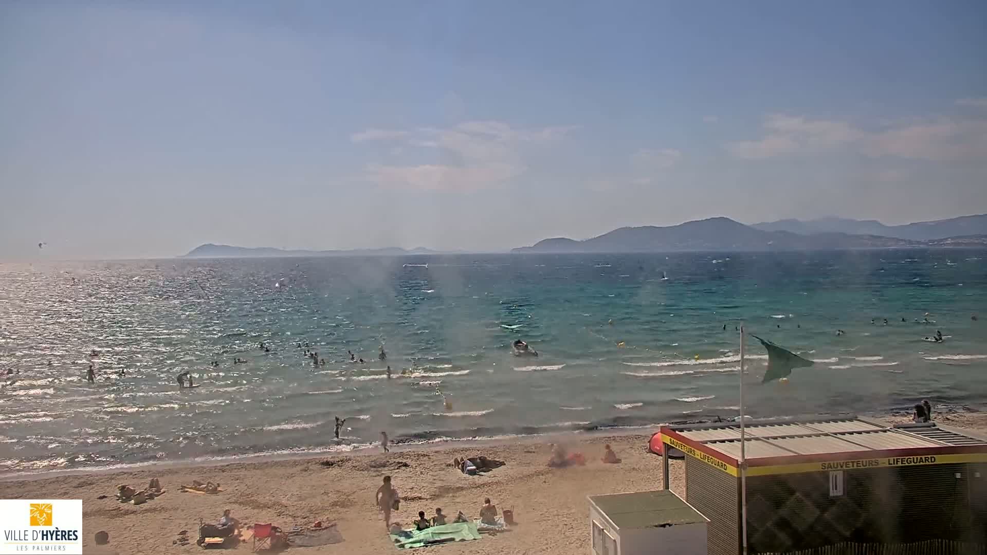 Hyeres - Plage dees Estagnets Beach Live Cam - Toulon, Var, Provence-Alpes-Cote d’Azur, France