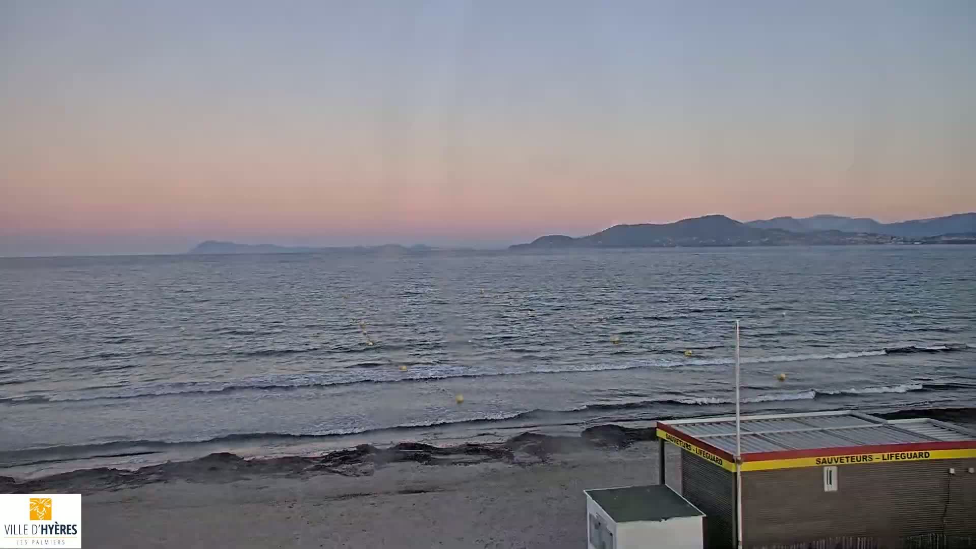 Hyeres - Plage dees Estagnets Beach Live Cam - Toulon, Var, Provence-Alpes-Cote d’Azur, France