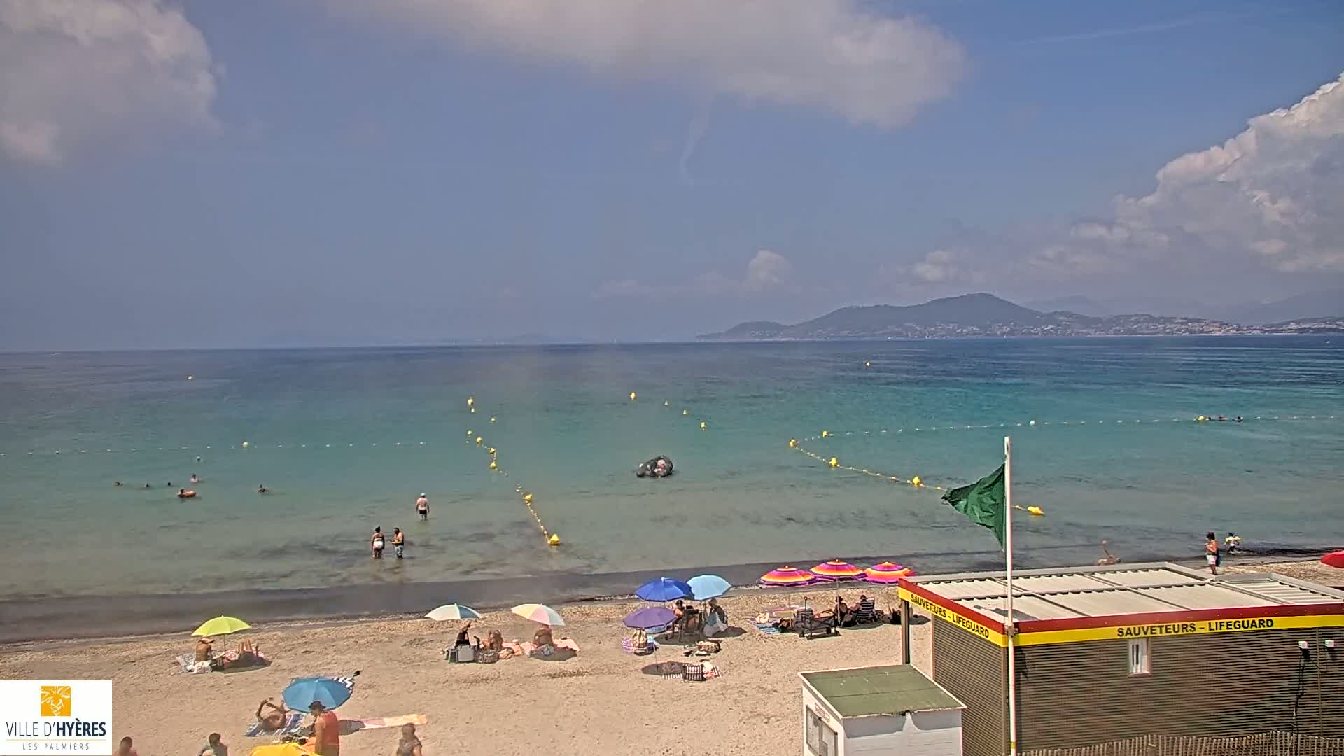 Hyeres - Plage dees Estagnets Beach Live Cam - Toulon, Var, Provence-Alpes-Cote d’Azur, France